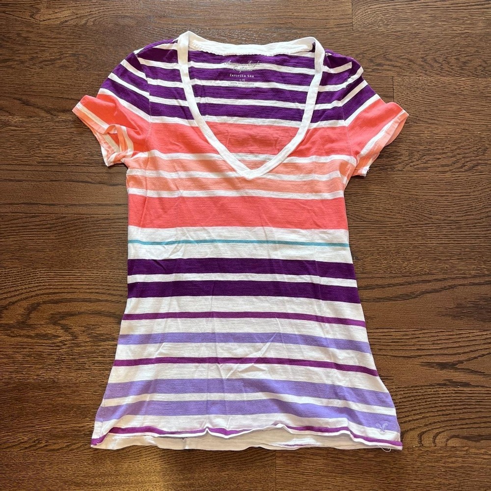 y2k american eagle coral and purple striped v neck top large